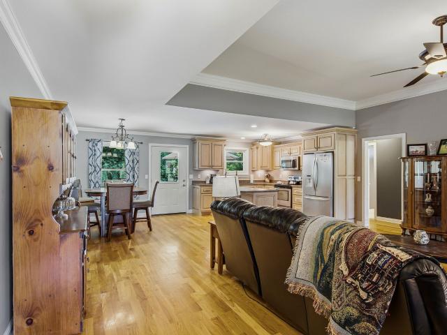 204 Artesa Dr