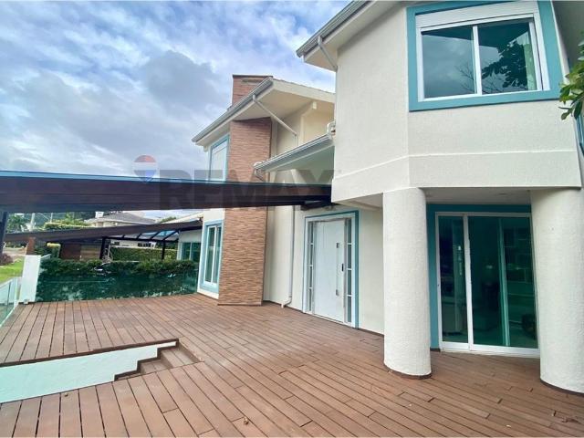 204 Área Útil Casa Alugar, 4 Dormitórios localizado em Rua dos Chernes, 479, Jurerê, Florianópolis, Santa Catarina, 88053545 | Brasil