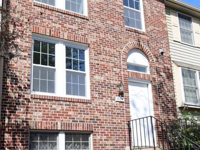 204 Barksdale Place