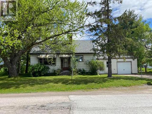 204 Baskin Drive E, Arnprior, ON, K7S 3G8 house for sale | Listing ID X12981 | Royal LePage