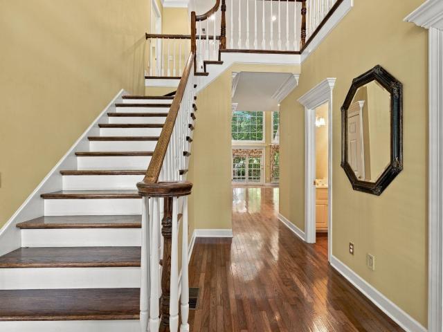 204 Bristol Ct