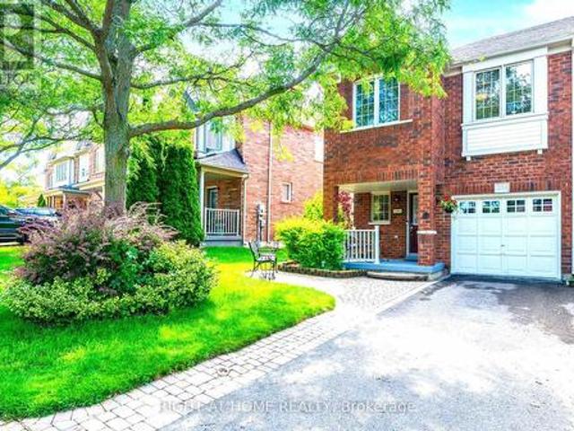 204 Burgess Crescent, Newmarket, ON, L3X 2T9 house for sale | Listing ID N13637 | Royal LePage