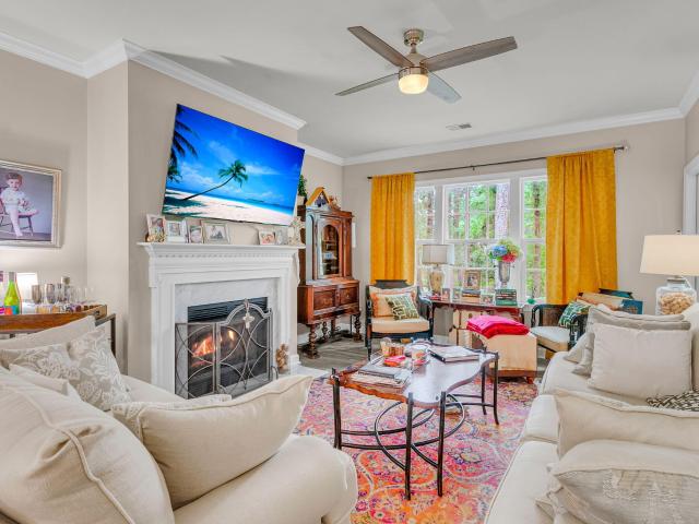 204 Golfview Lane