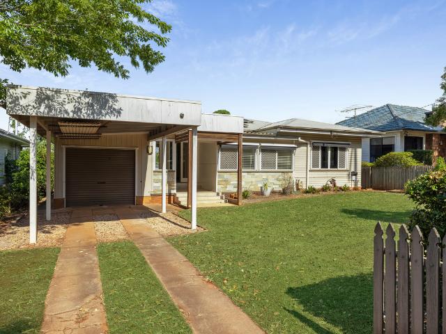 204 Geddes Street, South Toowoomba QLD 4350 House For Rent | Domain