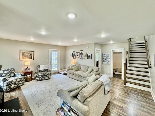 204 E Virginia Ave