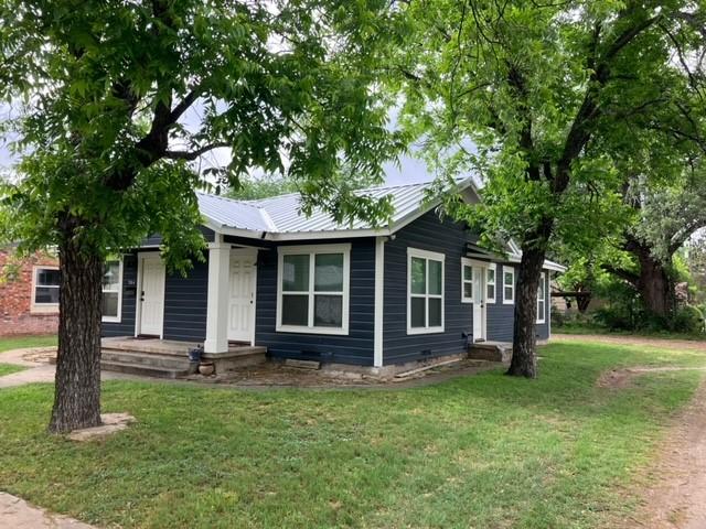204 E Dry Street