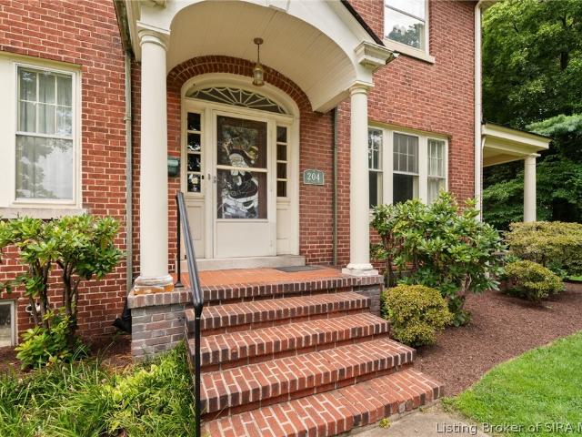 204 E High Street