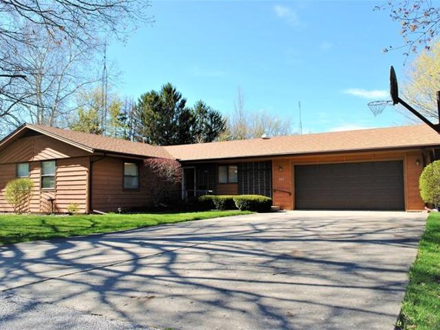 204 E Koopman Dr, Flanagan, IL 61740