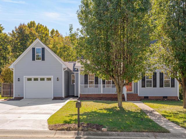 204 Esteban Court
