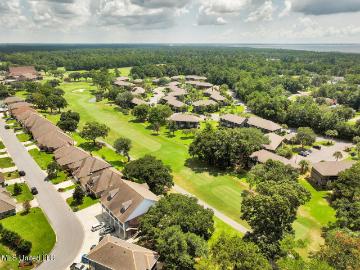 204 Fairway Villas