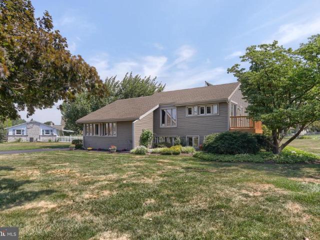 204 Oak Street