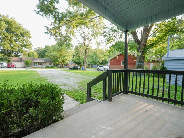 204 Locust St