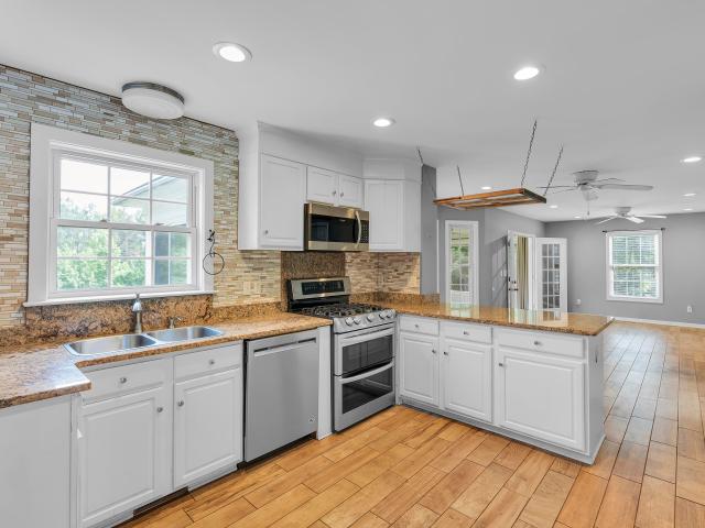 204 Long View Lane