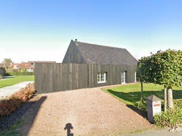 204 m2 apartment for rent in Wingene