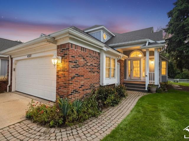 204 Meadowlands Court