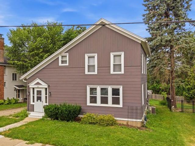 204 N Vita Ave, Beaver Dam, WI 53916