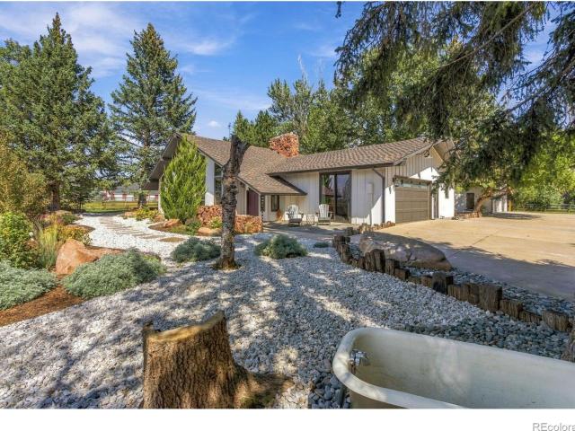 204 S County Road 3