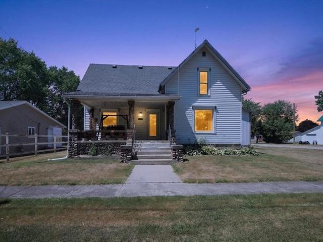 204 S Hodges Dr, Perrinton, MI 48871