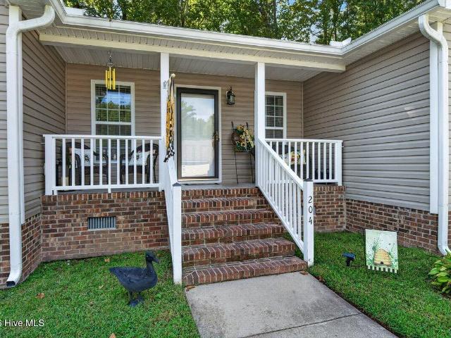204 Simbelyn Drive