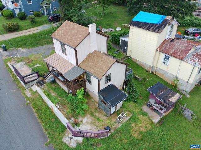 204 Spring St