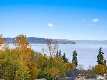 204 SW 298th Pl, Federal Way, WA 98023 | MLS #2457