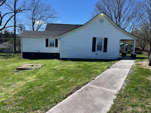 204 Queener St