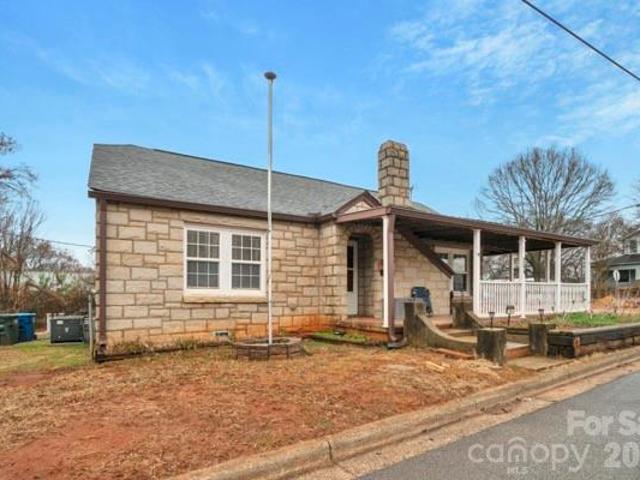 204 W C Ave, Salisbury, NC 28144 | MLS #4347