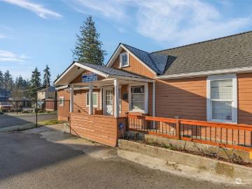 204 W Stanley St, Granite Falls, WA 98252 | MLS #2326