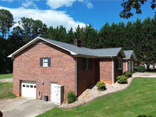 204 Windsor Park Drive