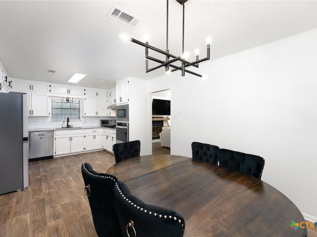204 Taylors Drive