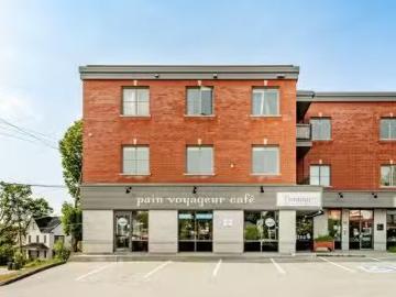 204B 373 Rue King E. Sherbrooke Fleurimont, QC, J1G 1B4 co.