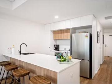 205/425 David Street, Albury Apartment for rent Listed by Emi.