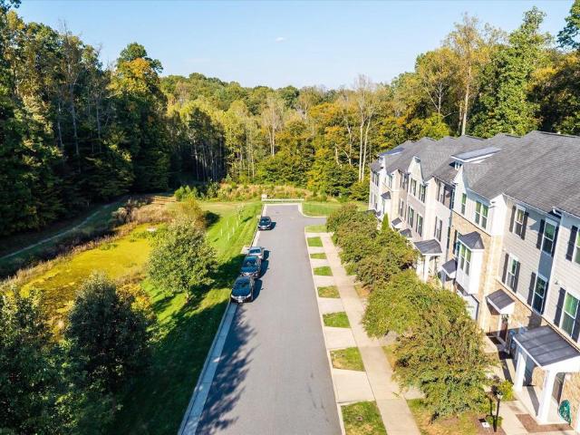 2054 Bethpage Ct