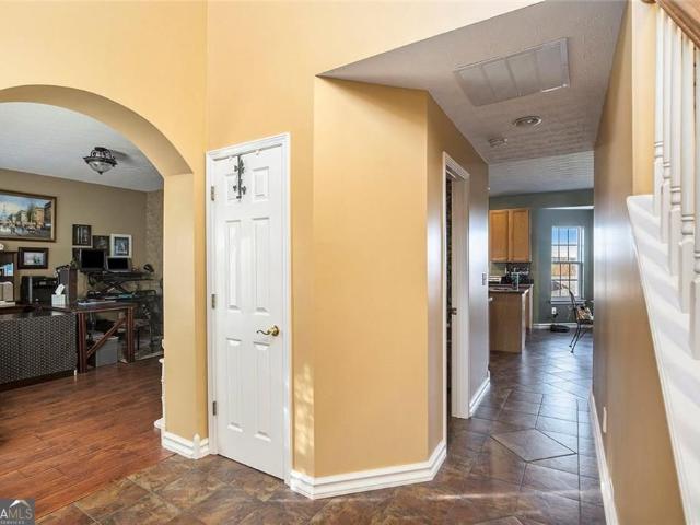 2054 Dartmoth Way