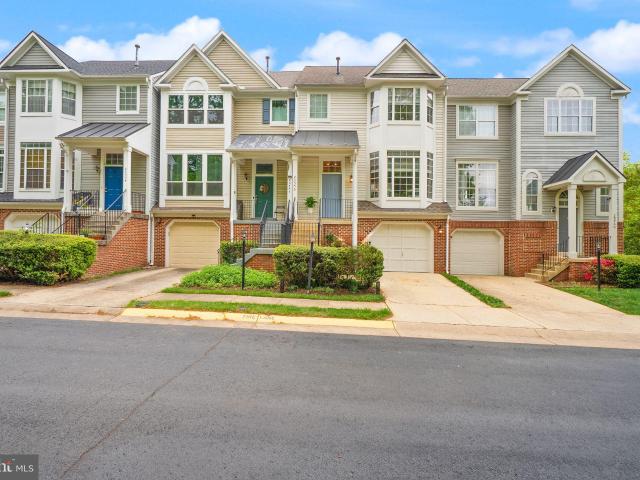 20558 Wake Ter, Sterling, VA 20165 | MLS #VALO2121