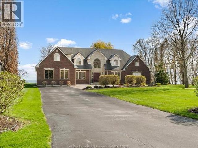 2055 Hickory Lane, Kingsville, ON, N9Y 2X9 house for sale | Listing ID 26008 | Royal LePage