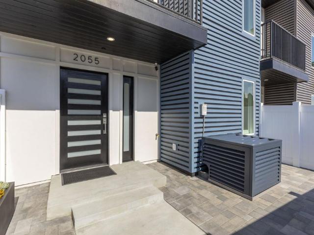 2055 S El Camino Real