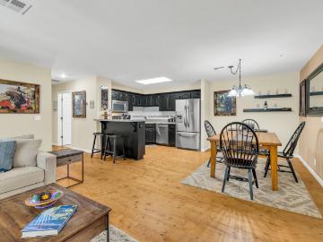 2055 12th St #1, South Lake Tahoe, US, CA