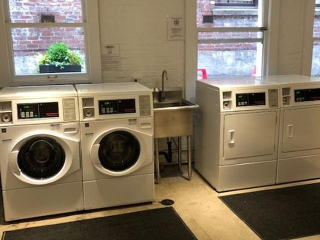 2056 NW Glisan Street Studio Apartment for Rent at 2056 Nw Glisan St, Portland, OR 97209 Northwest District