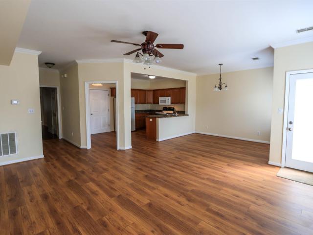 2056 Queens Court
