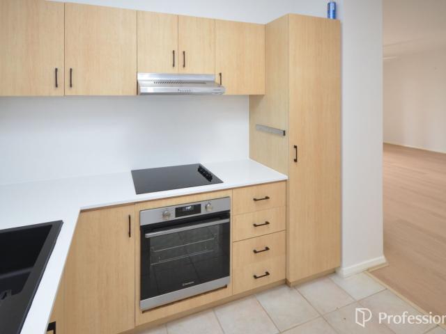 205/7 11 Heirisson WayVictoria Park WA 6100, Australia
