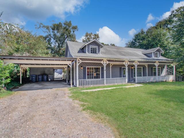 20593 Highway 105