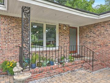 2050 Bishop Drive