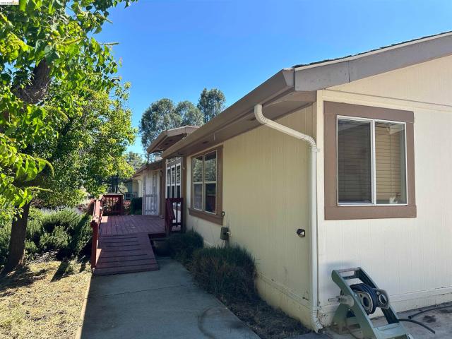 20511 Nob Hill Cir