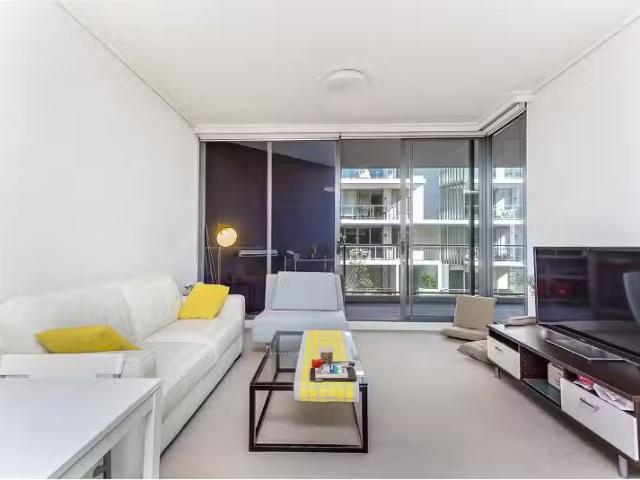 205/16 Sevier Avenue, RHODES Apartment for rent Listed by Rob.