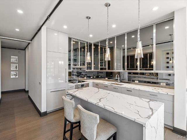 2051 VILLA Road # 405