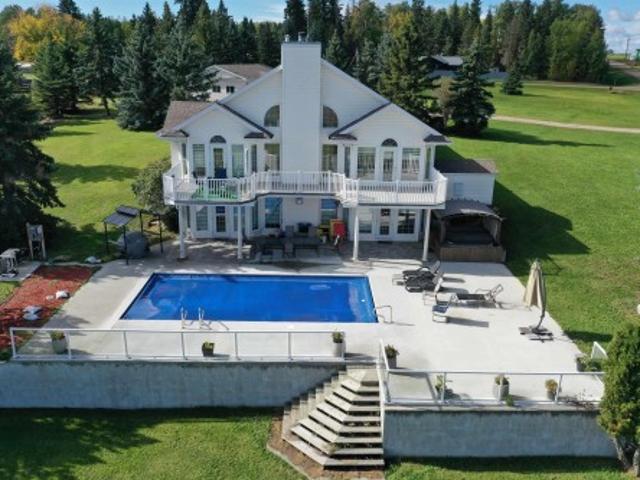 205 1 Avenue, Rural Wetaskiwin County, AB, T0C 0T0 house for sale | Listing ID E4501 | Royal LePage