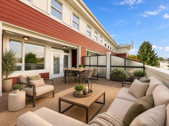 205 7 Graham Avenue, Burnaby, BC, V3N 1V9 townhouse for sale | Listing ID R3165 | Royal LePage