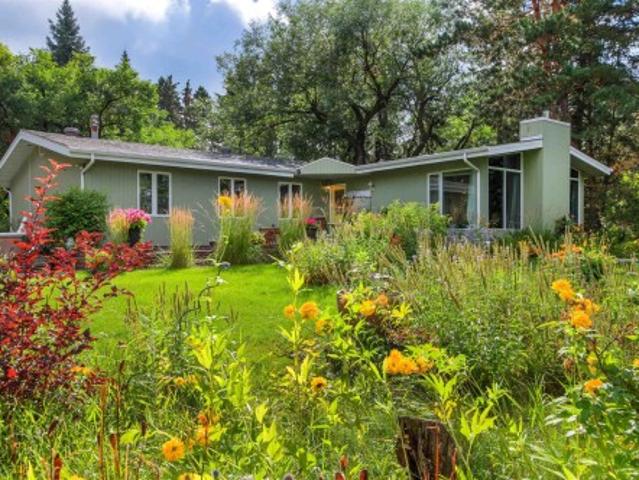 205 52 Rge Rd 232, Rural Strathcona County, AB, T8B 1B7 house for sale | Listing ID E4507 | Royal LePage