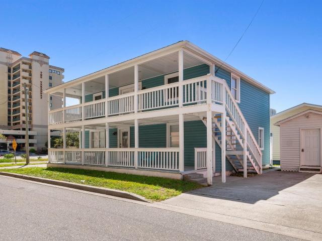 205 5th Ave. S